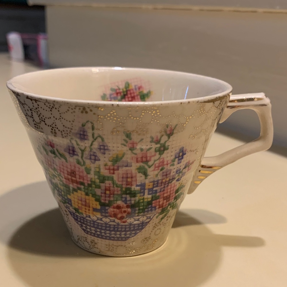 H & K Tunstall Tea Cup